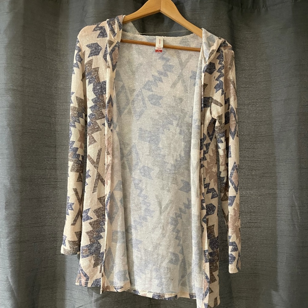 Hooded lightweight sweater cardigan